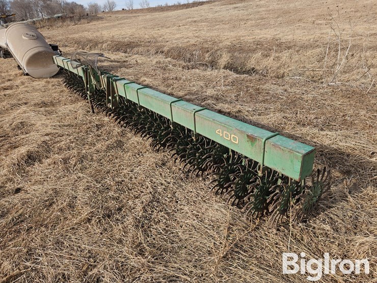 john-deere-400-image-1