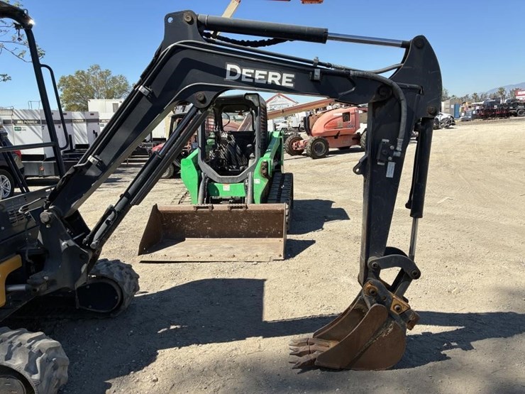 2024-deere-26-p-tier-image-6