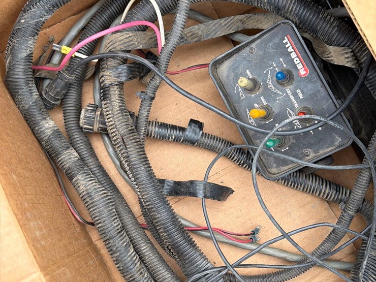 redball-570-image-40