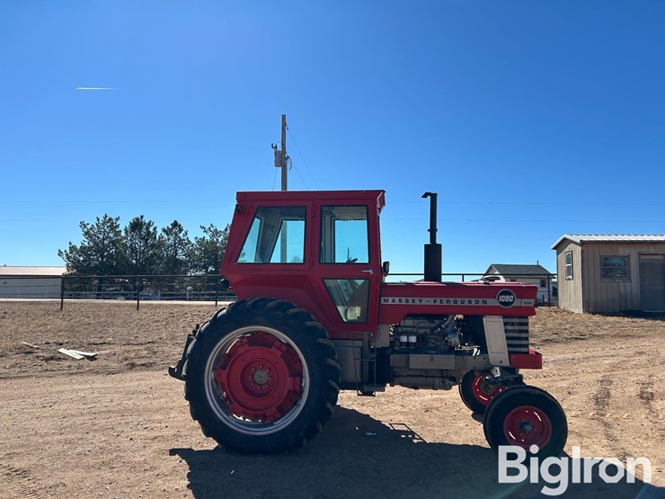 massey-ferguson-1080-image-4