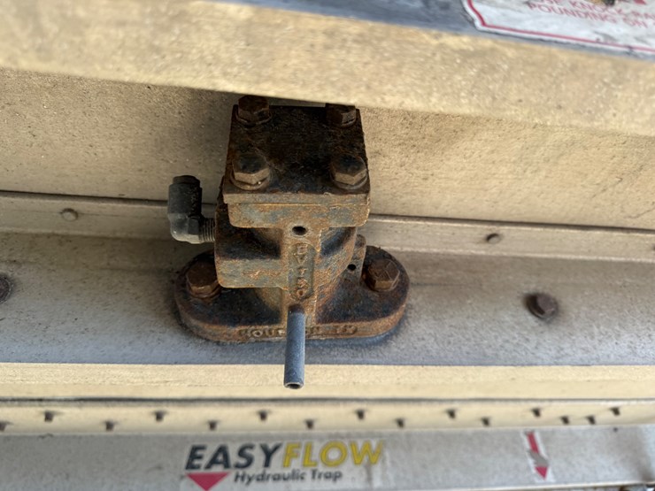 2015-timpte-hopper-bottom-image-40