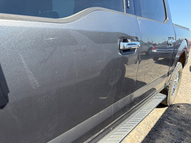 2016-ford-f150-image-17