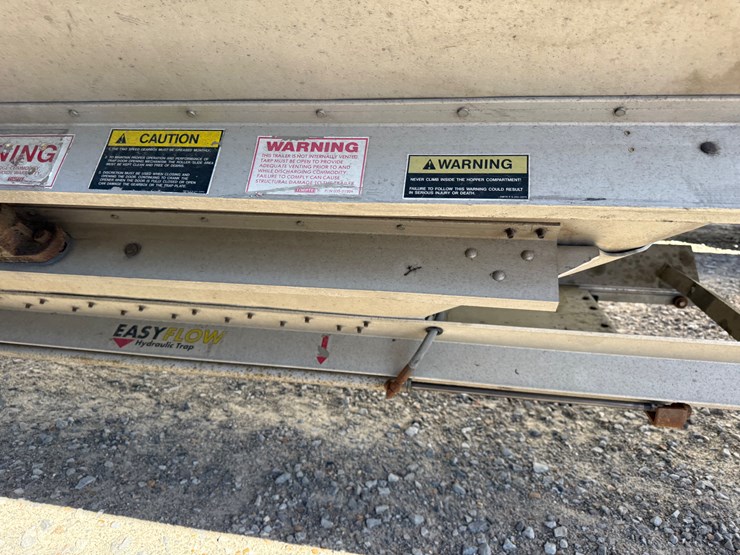 2015-timpte-hopper-bottom-image-41