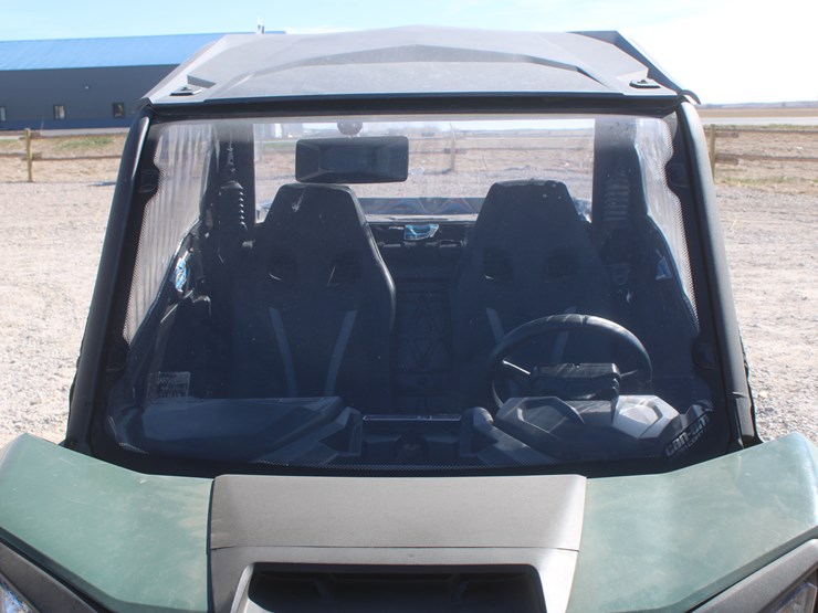 #1079-•-2022-can-am-commander-1000-with-cab-image-17