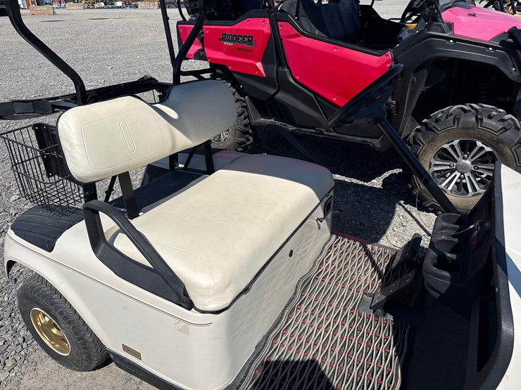 #54-•-ez-go-36v-electric-golf-cart-w/-charger-inv#-41898-image-13