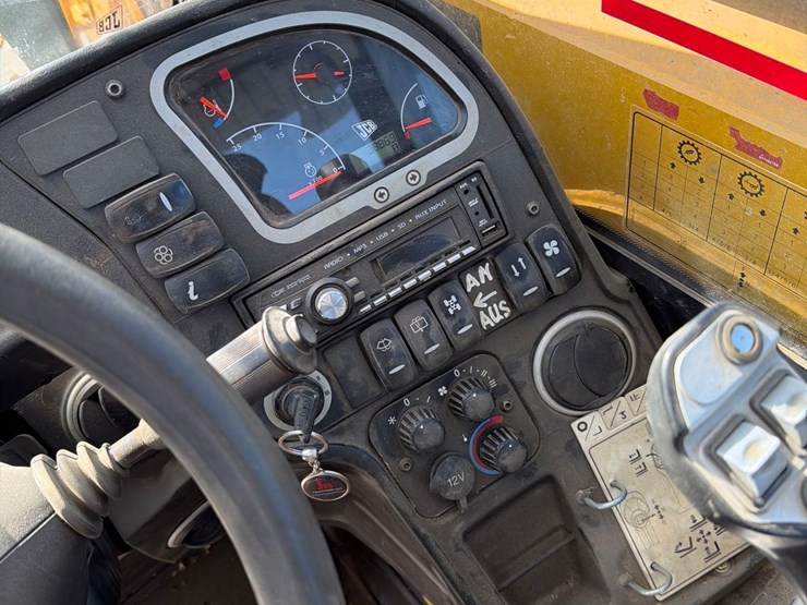2012-jcb-535-95-image-50