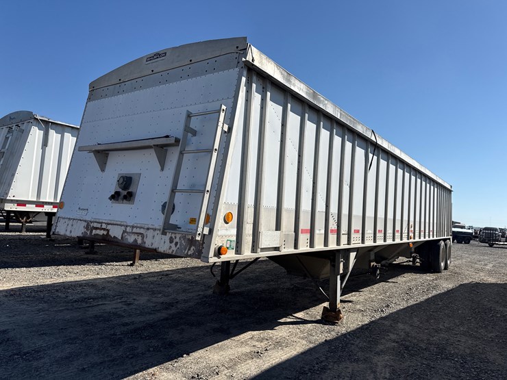 1995-cornhusker-hopper-bottom-image-1