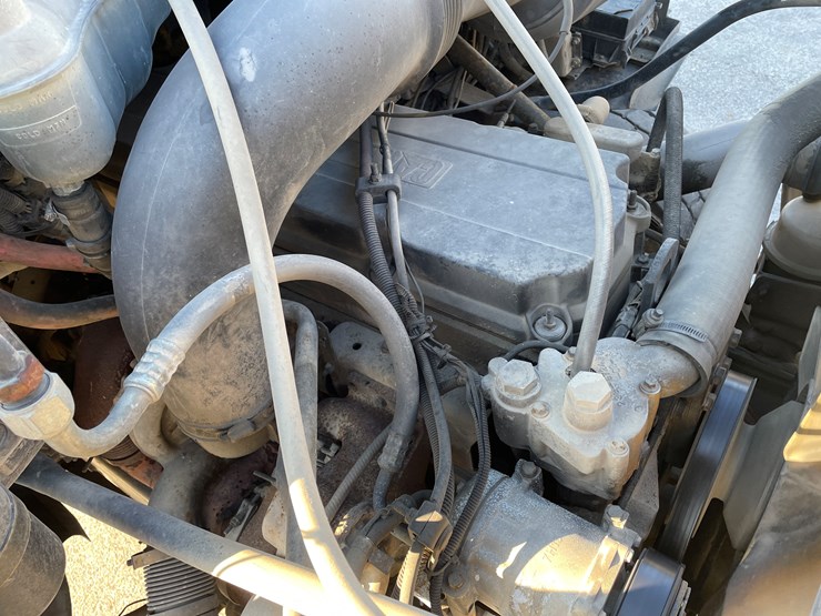 2006-caterpillar-c13-image-45