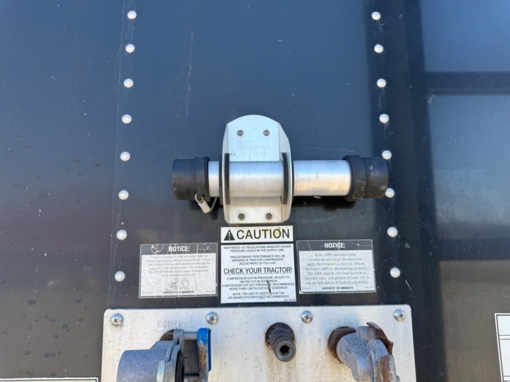 2015-timpte-hopper-bottom-image-47