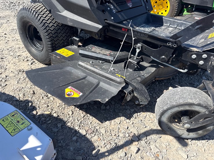 #19-•-gravely-ztx-52”-zero-turn-mower-094581-inv#-43330-image-12