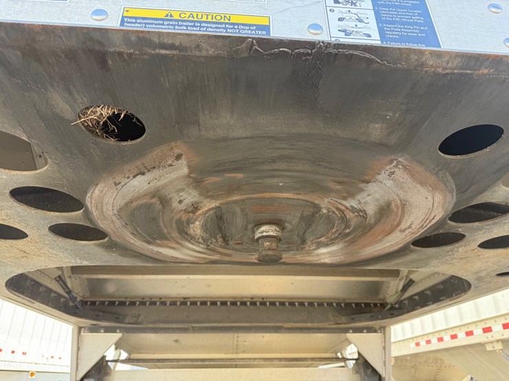 2022-wilson-hopper-bottom-image-35