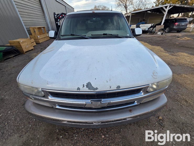 2002-chevrolet-1500-image-2