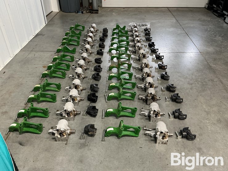 2024-john-deere-1775nt-image-4