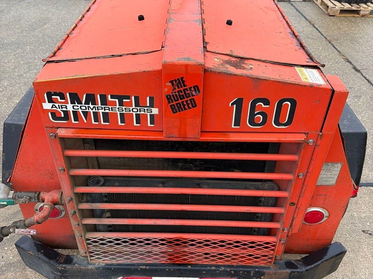 1997-smith-160gp-portable-air-compressor-image-8