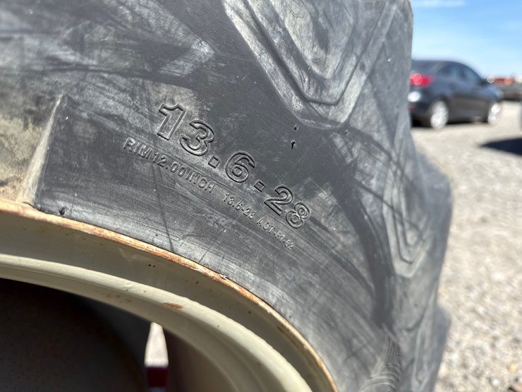 massey-ferguson-230-image-12