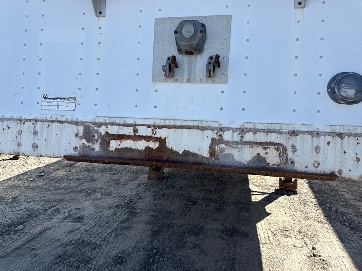 1995-cornhusker-hopper-bottom-image-26