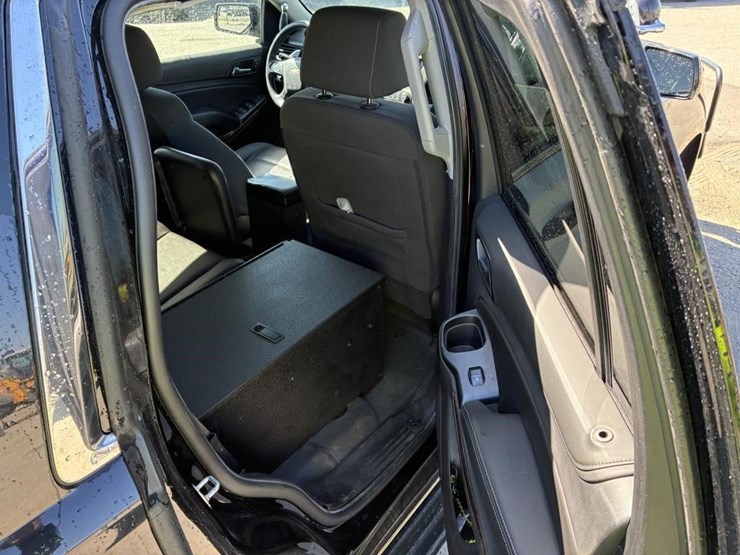 2020-chevrolet-tahoe-image-10