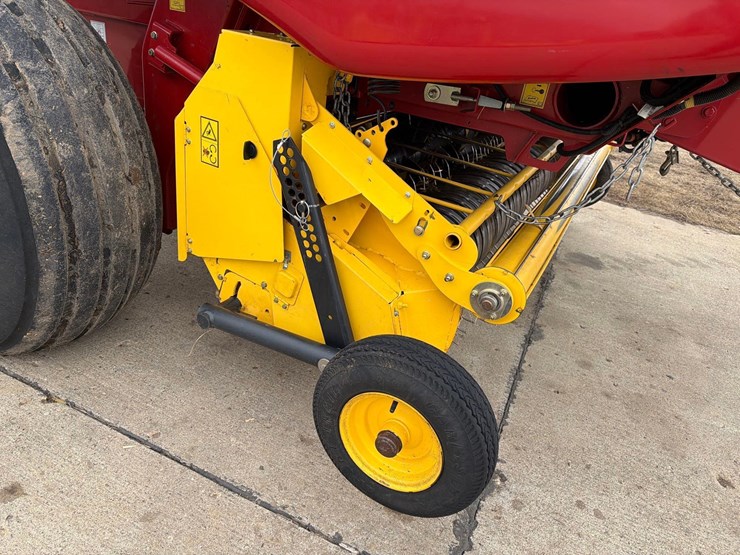 2018-new-holland-roll-belt-560-image-25