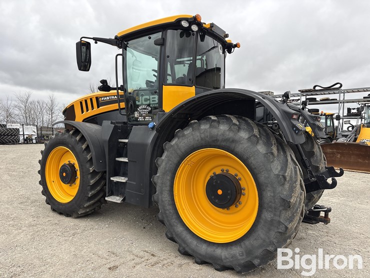 2022-jcb-8330-fasttrac-4wd-tractor-image-7