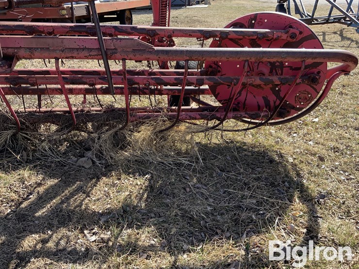 massey-ferguson-37-image-10