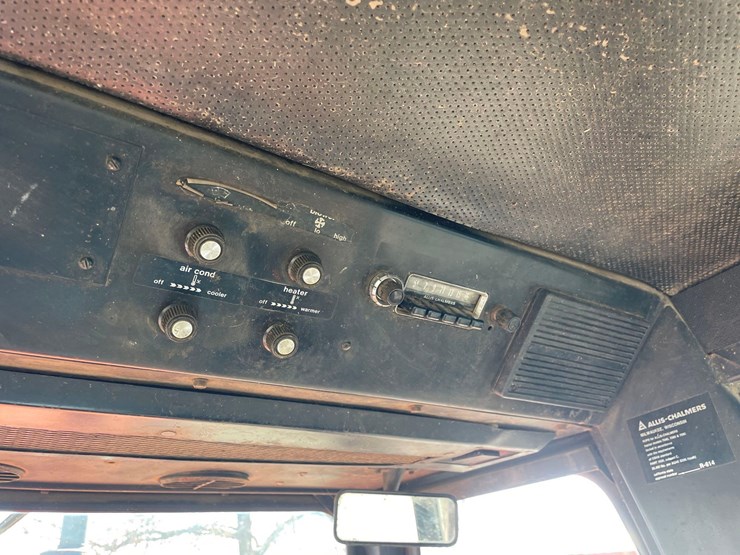 allis-chalmers-7040-2wd-tractor—1-owner-image-39