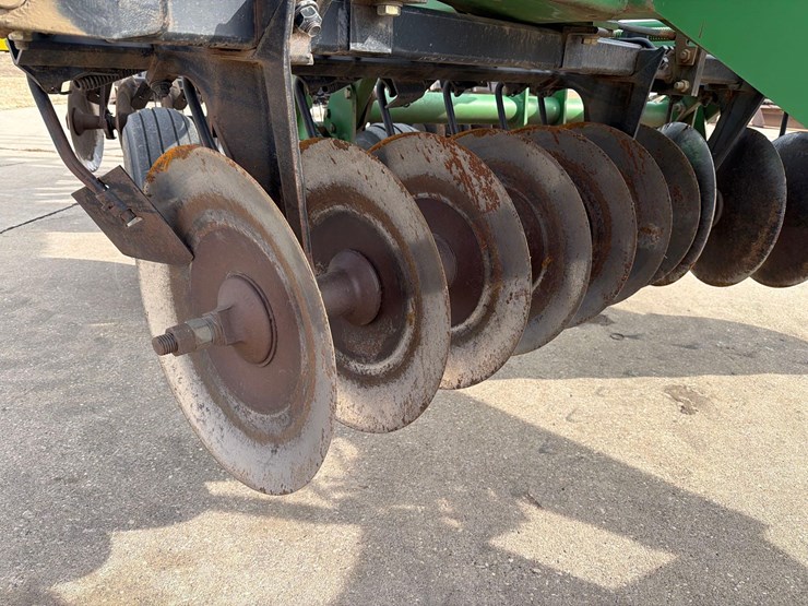 john-deere-637-image-22