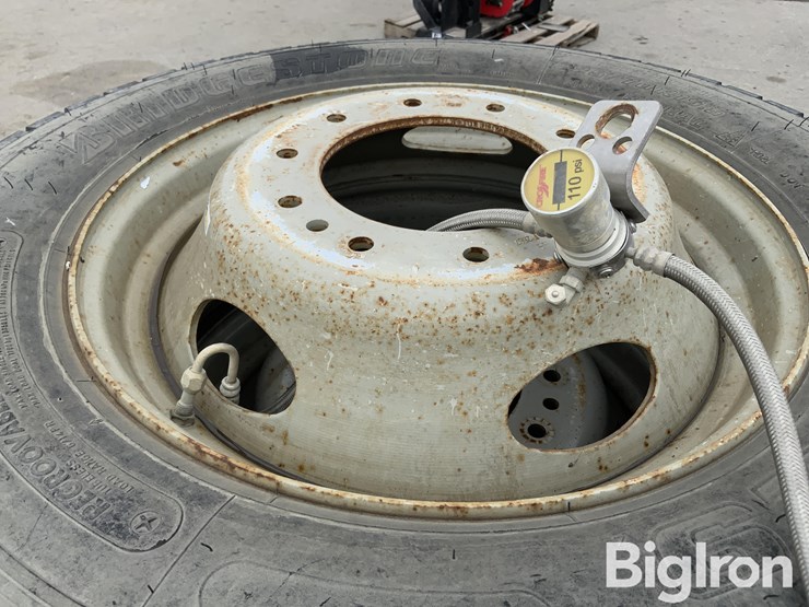 massey-ferguson-730-image-12