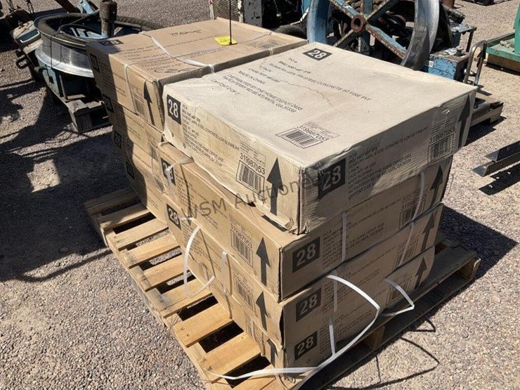 pallet-of-sunbury-48in-steel-concrete-fire-pits-image-3