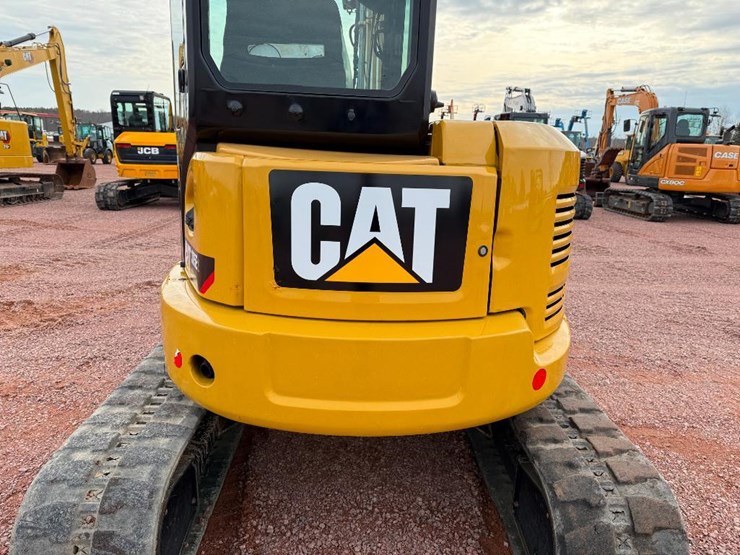 caterpillar-305e2-cr-image-18