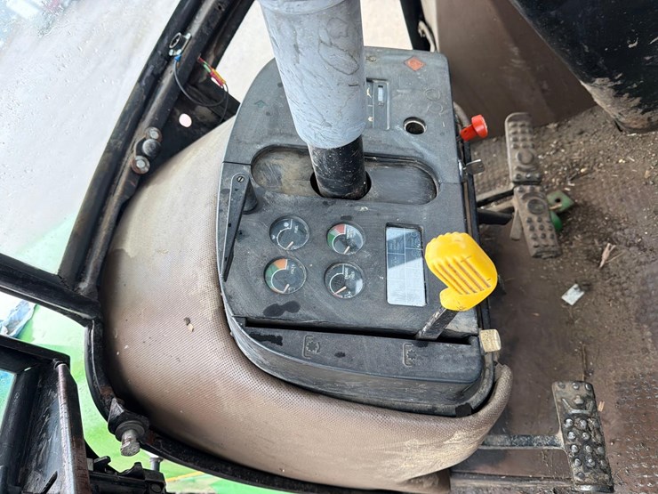 john-deere-4650-image-38