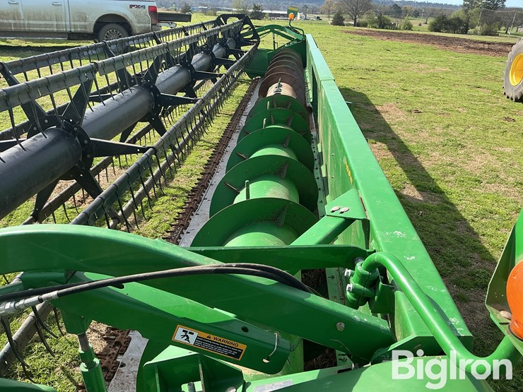 john-deere-630f-image-11