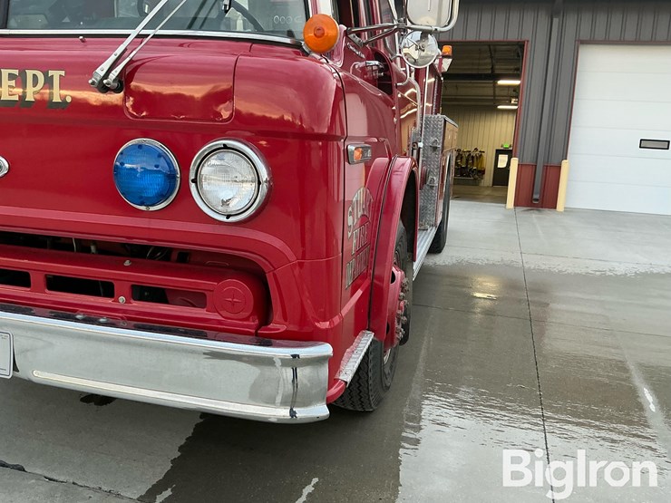 1986-ford-c800-image-9