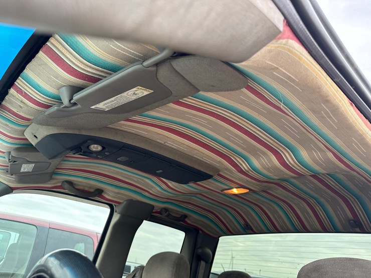 1999-chevrolet-2500-image-33