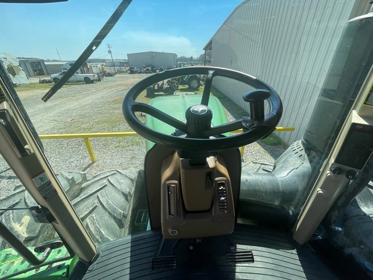 2011-john-deere-9430-image-38