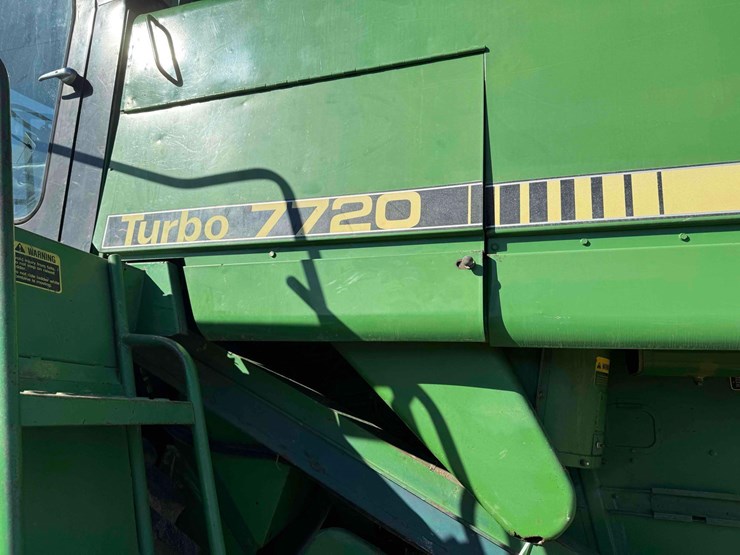 john-deere-7720-image-4