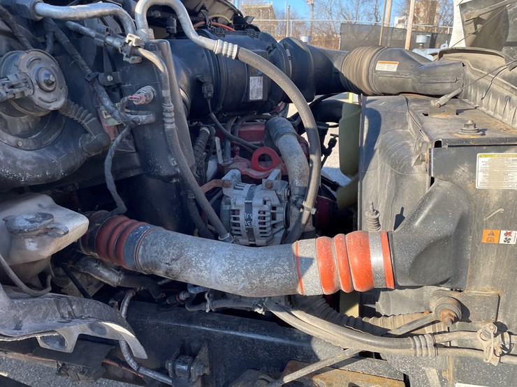 2009-ford-f750-xlt-image-44