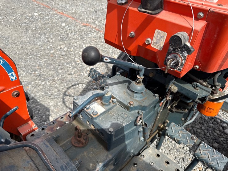 kubota-l2350-image-26