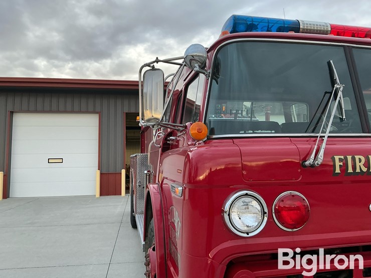 1986-ford-c800-image-12