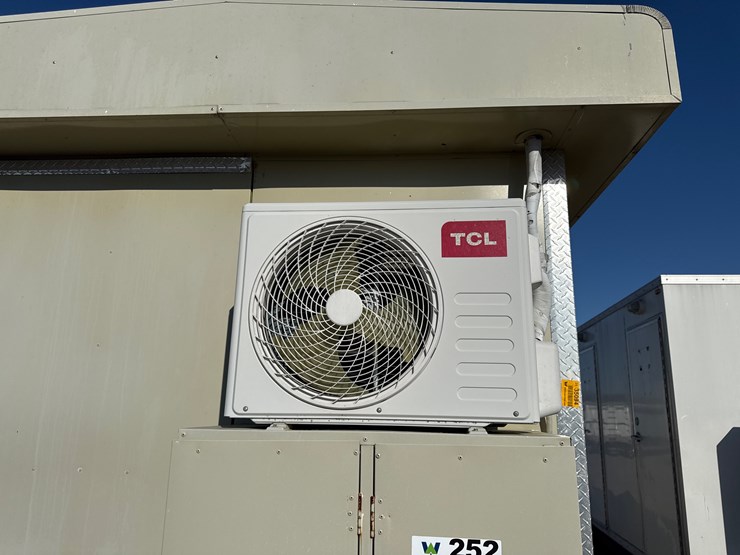 #35094-•-t/a-16'-enclosed-food-trailer-inv#-35094-image-24