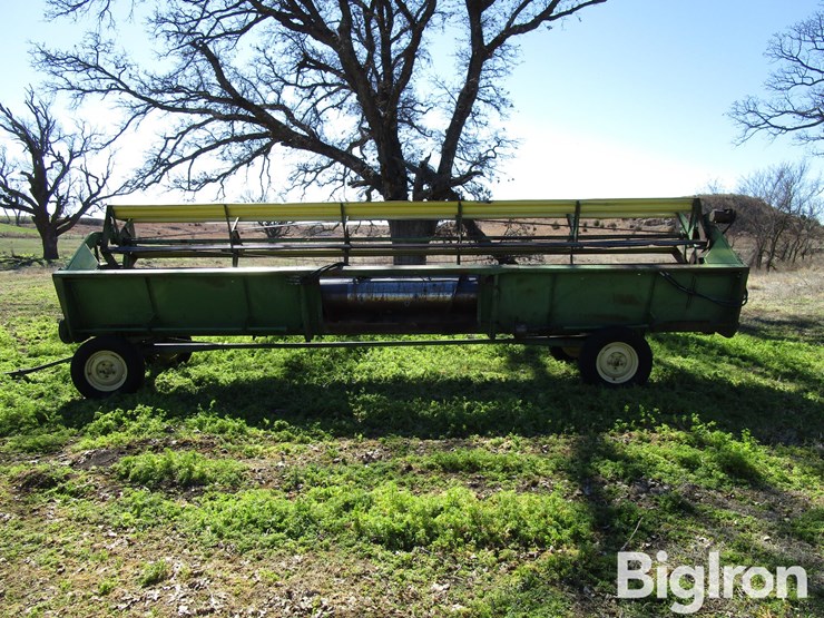 1977-john-deere-224-image-6