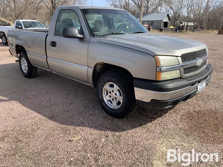 2003-chevrolet-silverado-1500-image-3