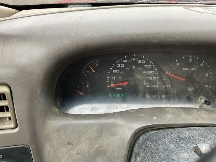 2002-ford-f350-image-1