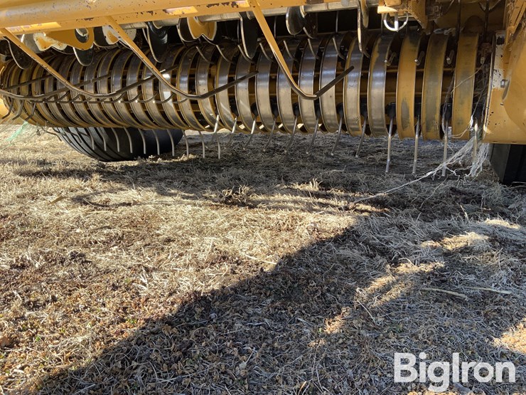 2022-vermeer-605n-image-14