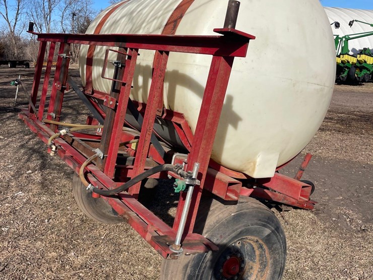 400-gallon-pull-type-sprayer-image-12