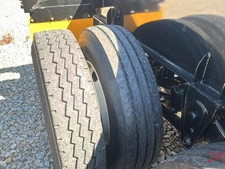 2023-manac-log-trailer-image-4