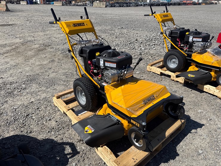 #36-•-unused-dewalt-dw33-33"-walk-behind-zero-turn-mower-1d25nk60041-inv#-41236-image-2