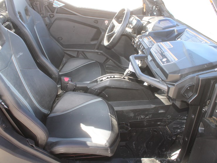 #1079-•-2022-can-am-commander-1000-with-cab-image-48