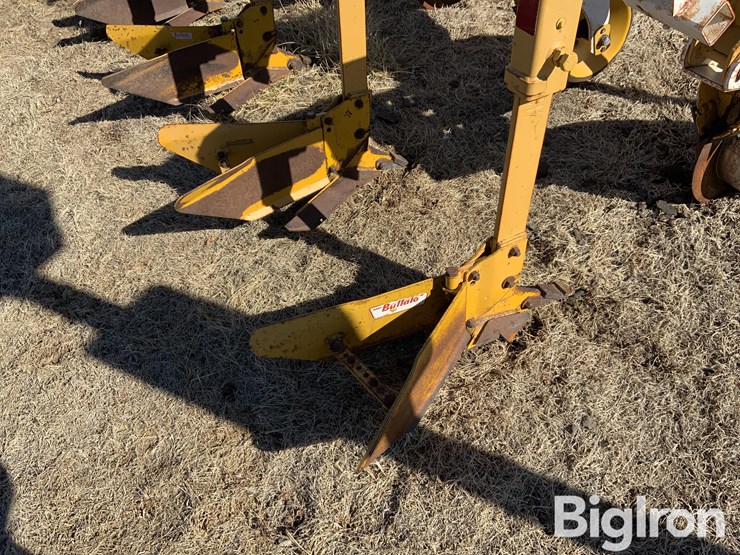 buffalo-62000830-8r30-cultivator-image-14