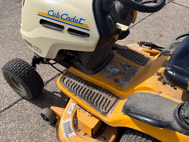 cub-cadet-lt1045-image-12