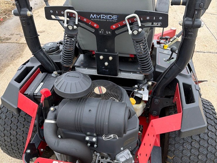 2019-toro-zero-turn-lawnmower-image-20
